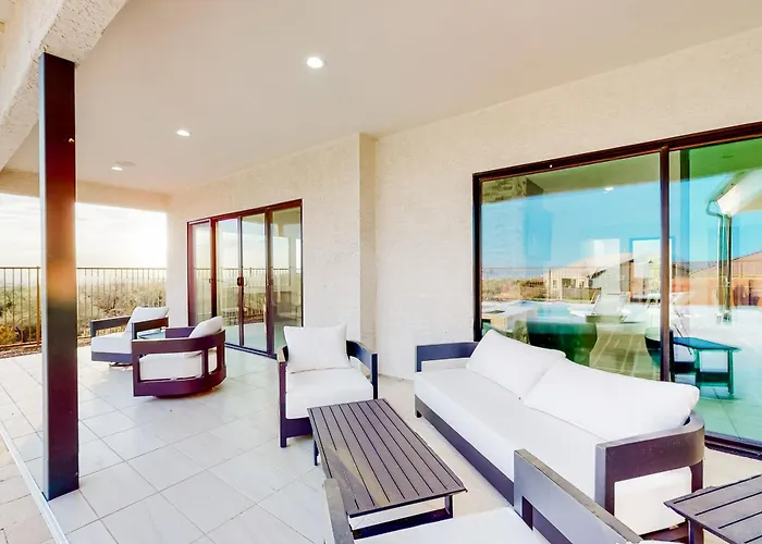 Holiday home The Sunrise Perch Marana